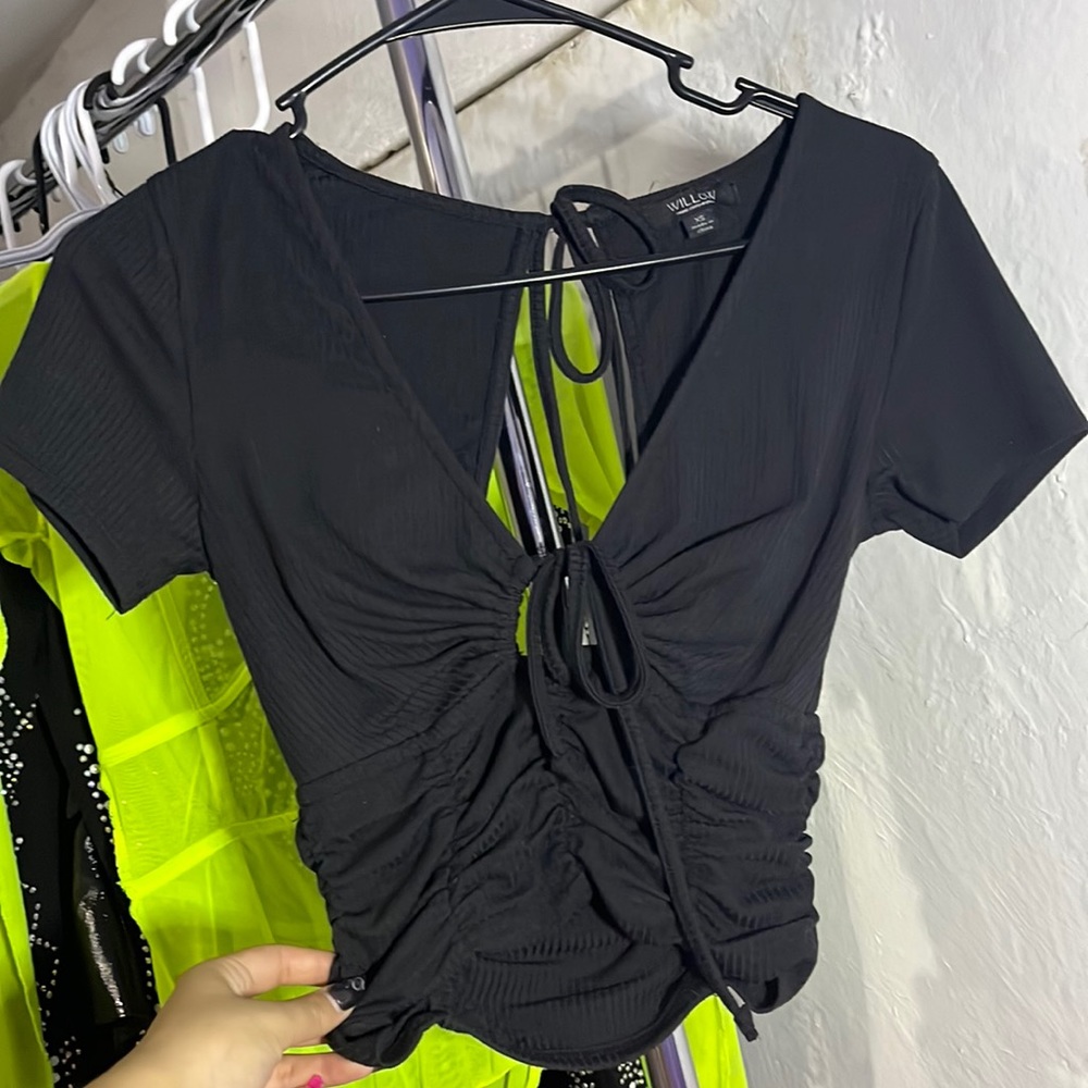 Black crop top